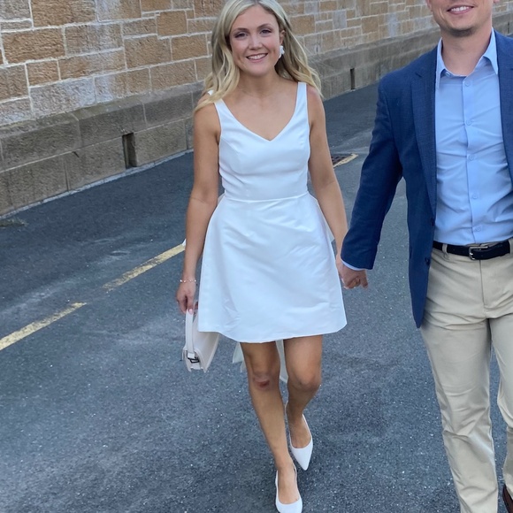 Sachin & Babi Gwyneth Mini Dress – Detachable Bow, Ivory Satin, Worn Once - Picture 11 of 12